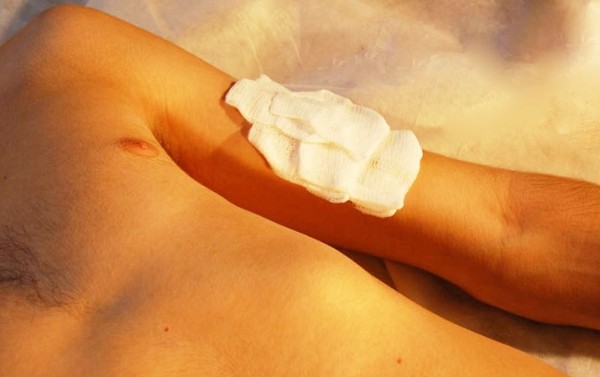 Первая помощь при острой кровопотере и травматическом шоке
Первая помощь при острой кровопотере и травматическом шоке