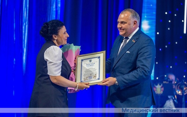 Поздравления столичных медиков с профессиональным праздником
Поздравления столичных медиков с профессиональным праздником