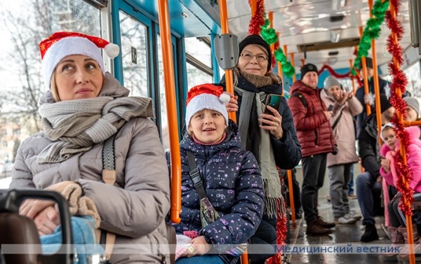 
        Загадать желание  в новогоднем трамвае можно было в Минске			    