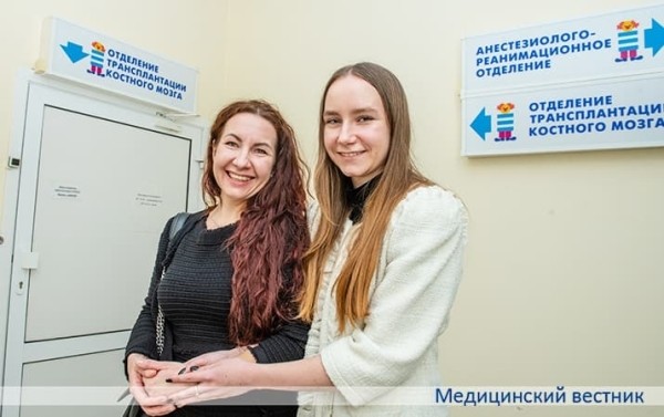 
        Студентка Елизавета Островская подарила РНПЦ ДОГИ оборудование для модернизации телефонной связи в стерильных боксах			    