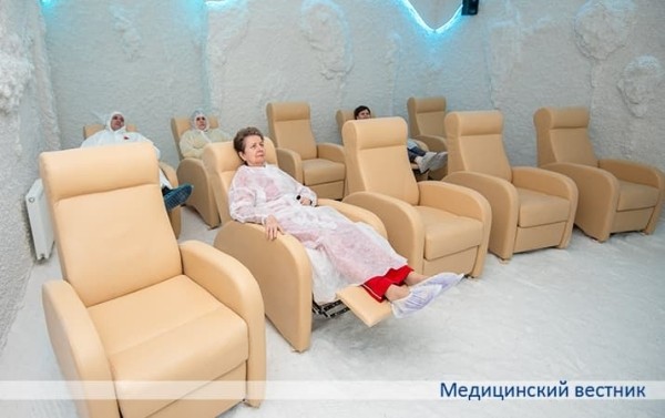 
        Город больших  возможностей, или Как островецкие врачи осваивают новые виды  высокотехнологичных операций			    