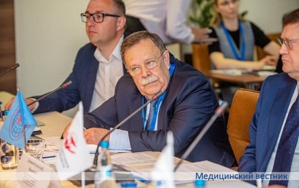 
        Институт наставничества — важное направление профсоюзной работы			    