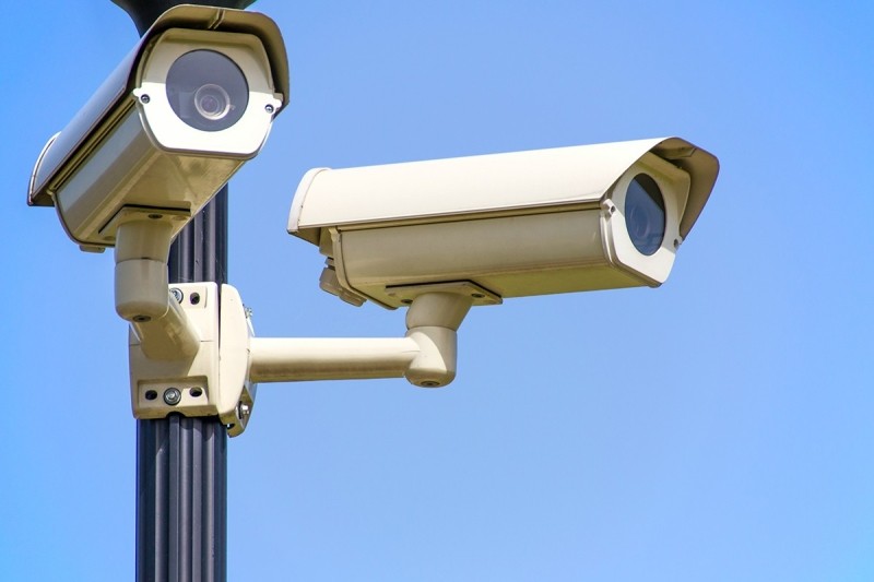 Видеокамеры на дорогах научились распознавать лица водителей
Видеокамеры на дорогах научились распознавать лица водителей